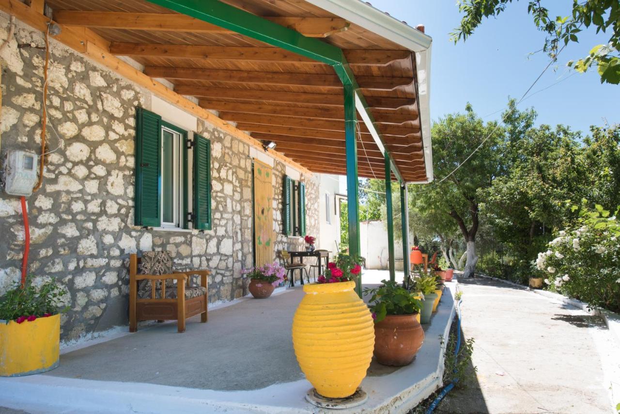 Πετρινες οικιες Λαζαράτα Εξωτερικό φωτογραφία