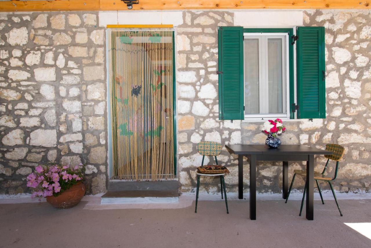Πετρινες οικιες Λαζαράτα Εξωτερικό φωτογραφία